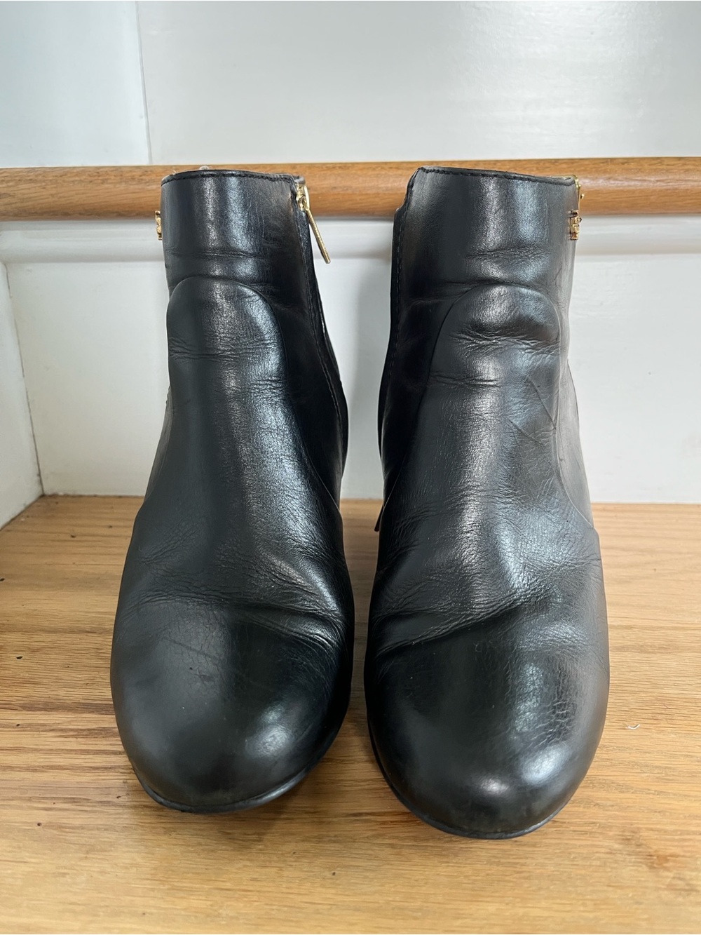 Tory Burch Black Leather Zip Ankle Booties